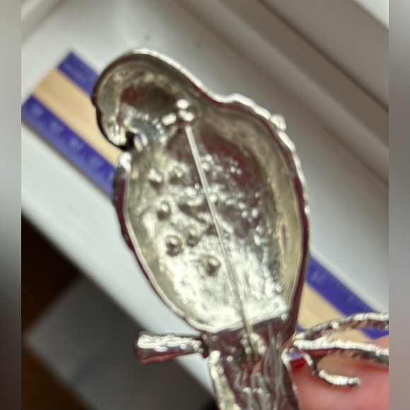 Large Tropical Parrot Bird Blue Green Guilloche Enamel Rhinestones Brooch - Picture 9 of 10